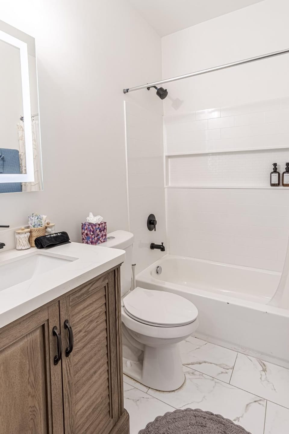 St. Louis Family Retreat w/ Crib, Pets & Parking House in Saint Louis