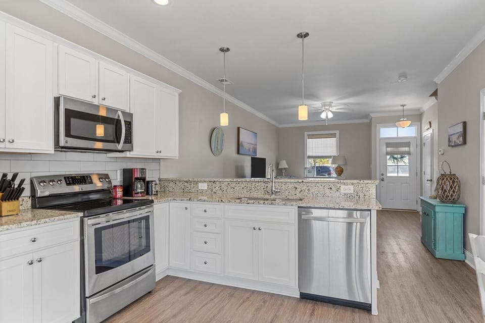 Seaside Villas Unit 56 townhouse Apartment in Pine Knoll Shores