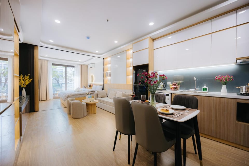 TV and multimedia, Living room, Dining area