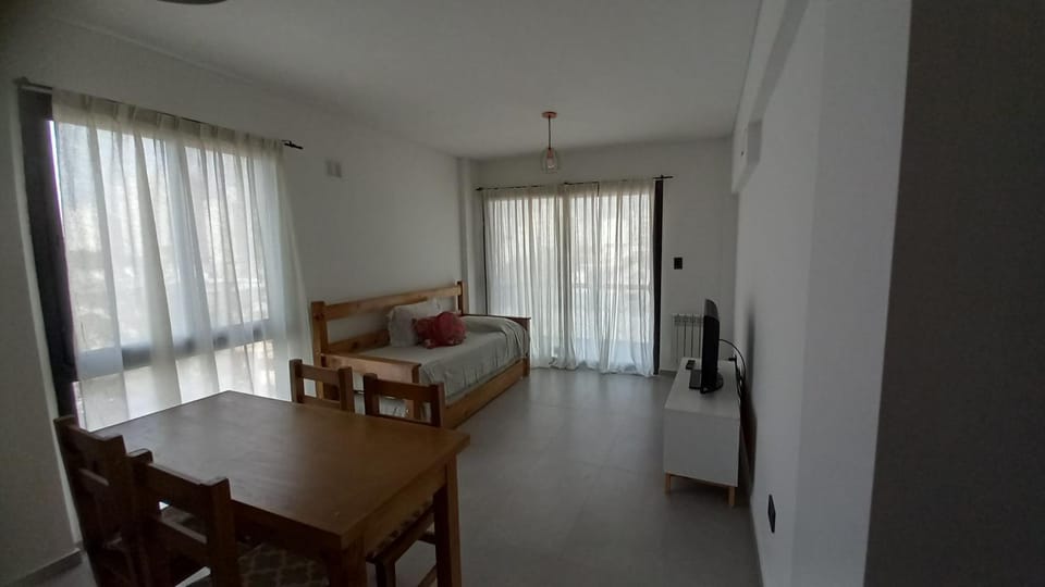 CENTRO NORTE IV con cochera a 100 mts de Av Alem y del consulado Apartment in Bahía Blanca