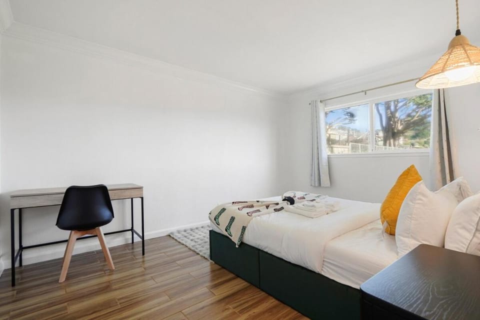 Cozy 2-Bedroom Retreat in Pacifica Apartment in Pacifica