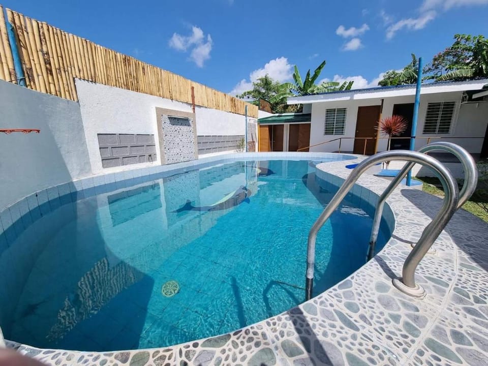 Casa Victoria, Private Pool, Los Banos House in Calamba