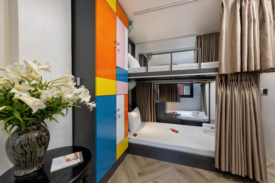 bunk bed, locker, wardrobe