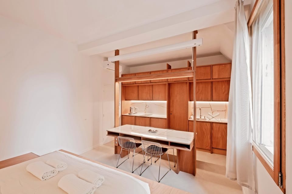 Photo of the whole room, Seating area, Dining area, Bedroom