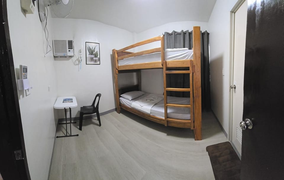 Bed, Photo of the whole room, Bedroom, bunk bed