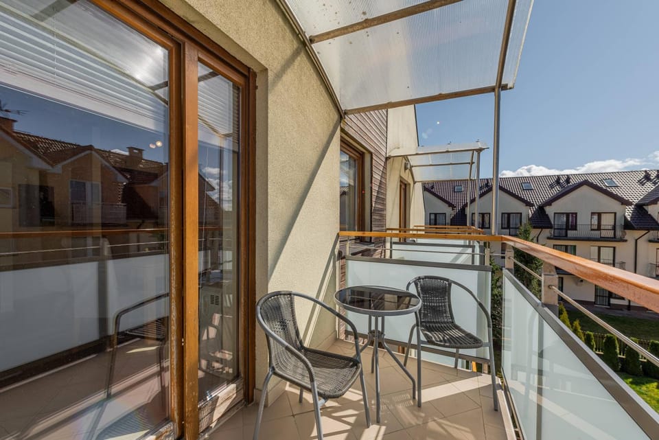 Day, Balcony/Terrace