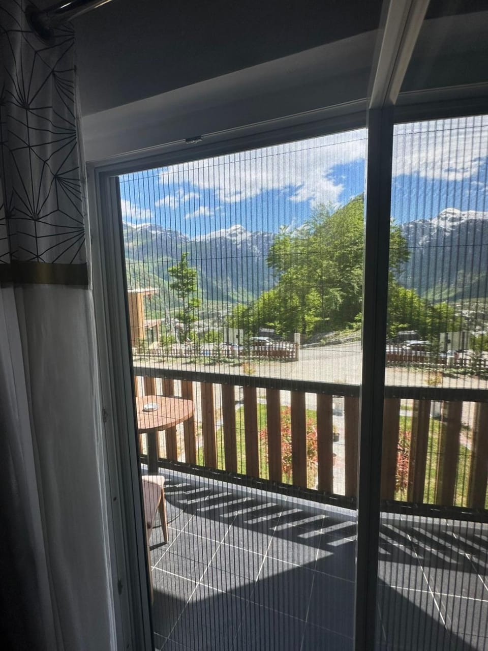 View (from property/room), Balcony/Terrace, Mountain view