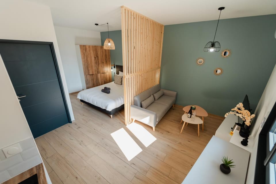 Photo of the whole room