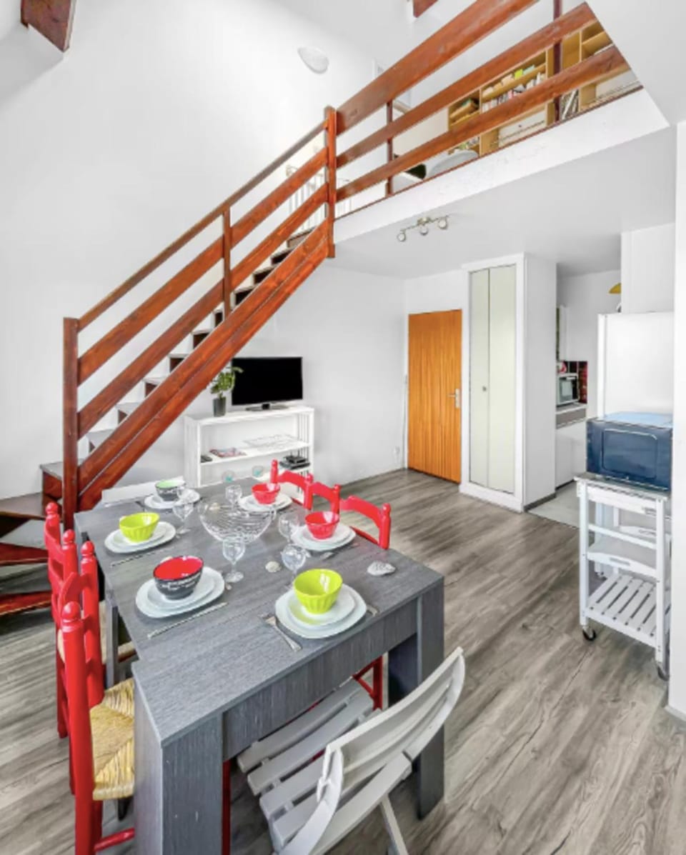 Apartment with pool near city center Apartment in Deauville