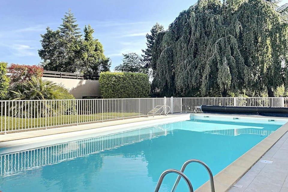 Apartment with pool near city center and sea Apartment in Deauville
