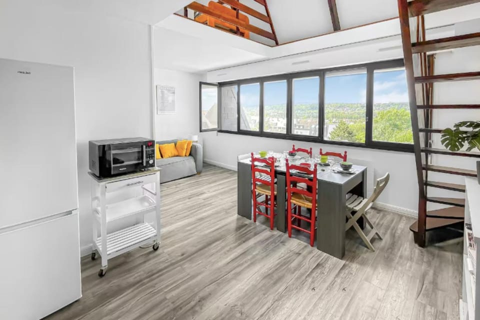 Apartment with pool near city center Apartment in Deauville