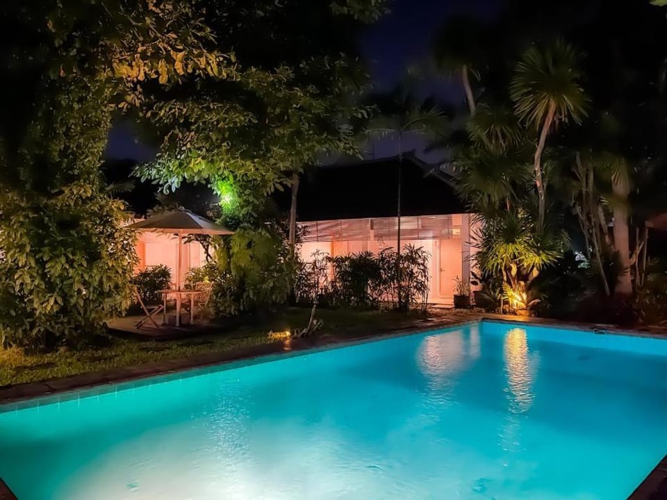 Property building, Night, Garden, Garden view, Pool view, Swimming pool