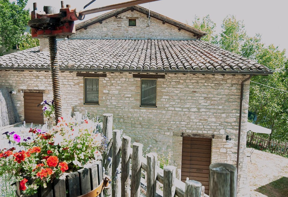 Agriturismo Coldipietra Farm Stay in Marche