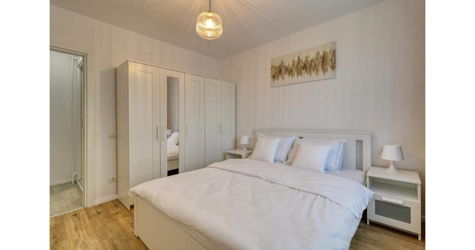Bed, Bedroom, wardrobe