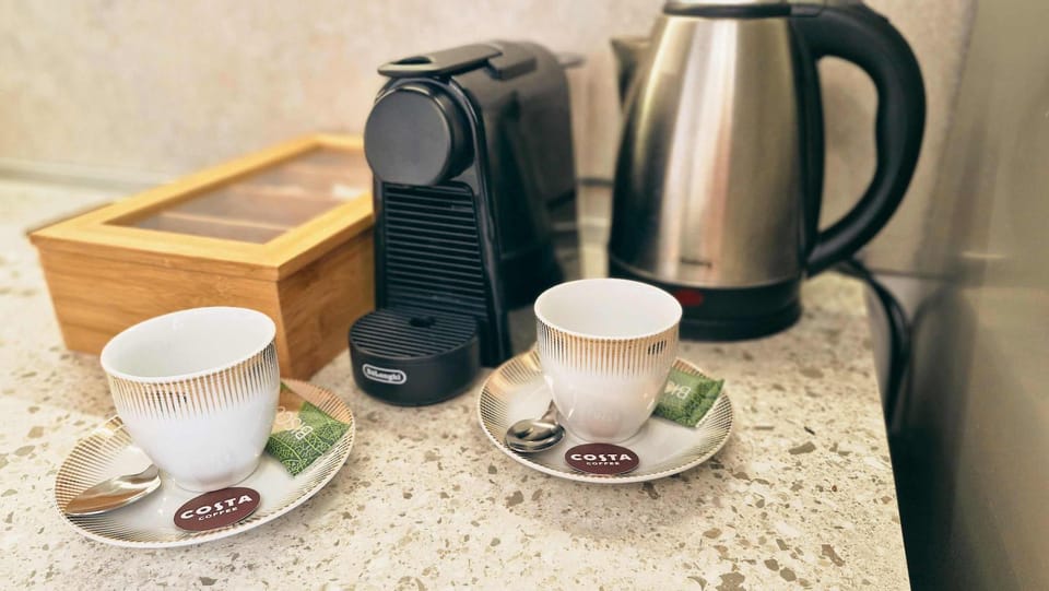 Coffee/tea facilities, Kitchen or kitchenette