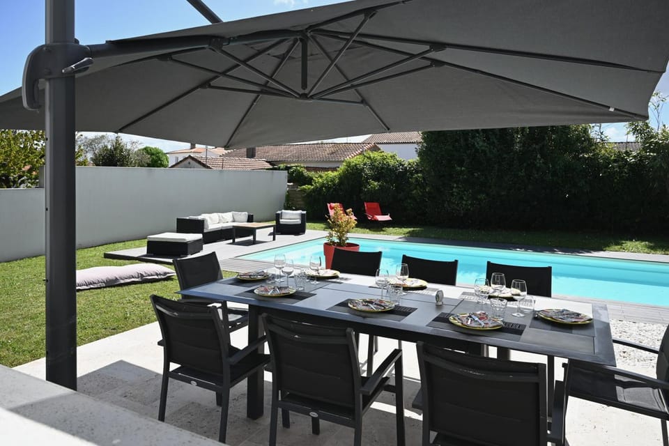 Patio, Dining area, Pool view
