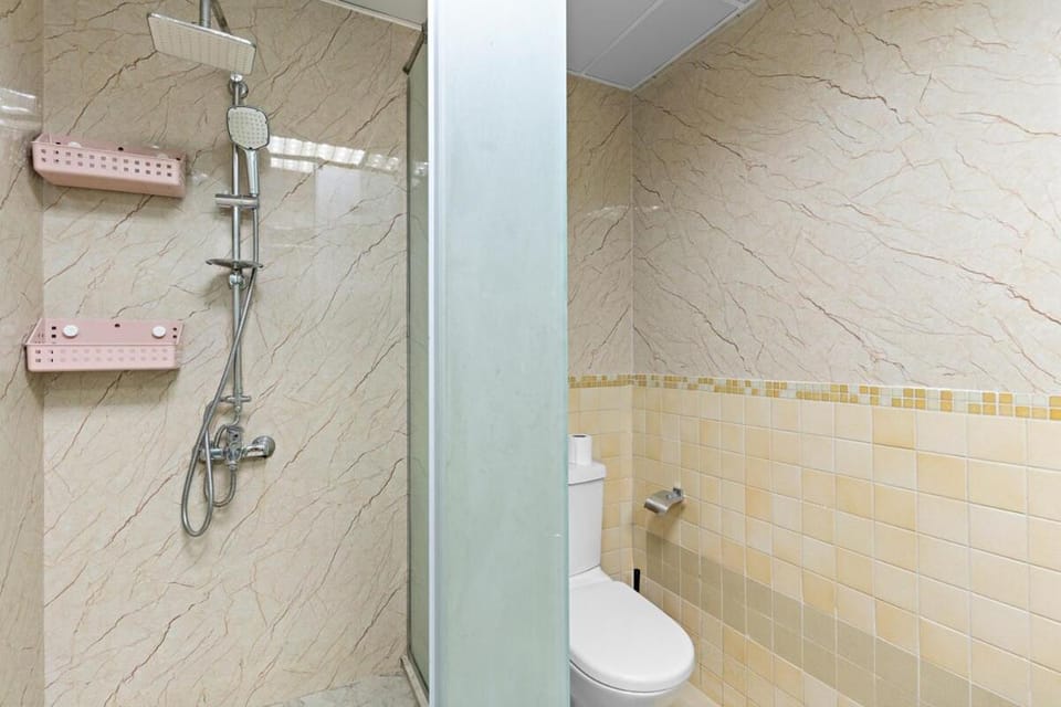 2-Bedroom Apartment Near To The Beach in Sadaf Apartment in Dubai