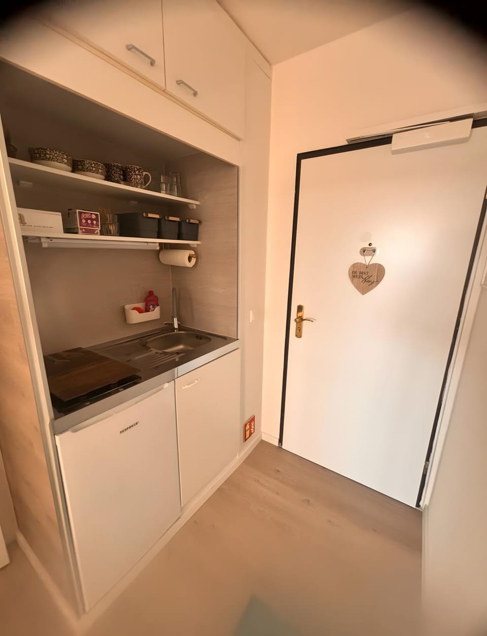 Kitchen or kitchenette, Living room