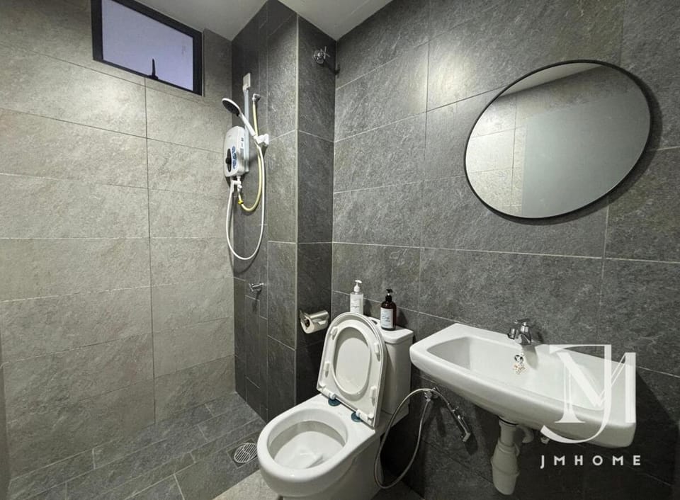 C180 Trader Park Family Suite 7-8Pax #13 Apartment in Negeri Sembilan, Malaysia