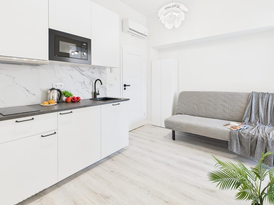 Kitchen or kitchenette, Seating area