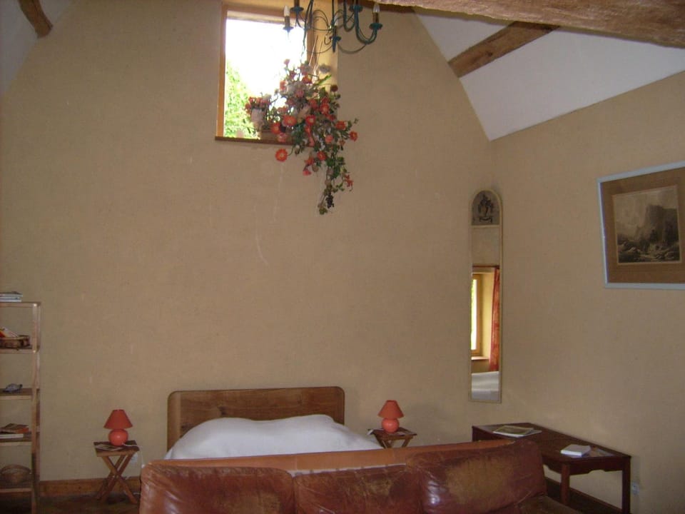 Chambre d'hôte au domaine de la Miottiere Bed and Breakfast in Normandy