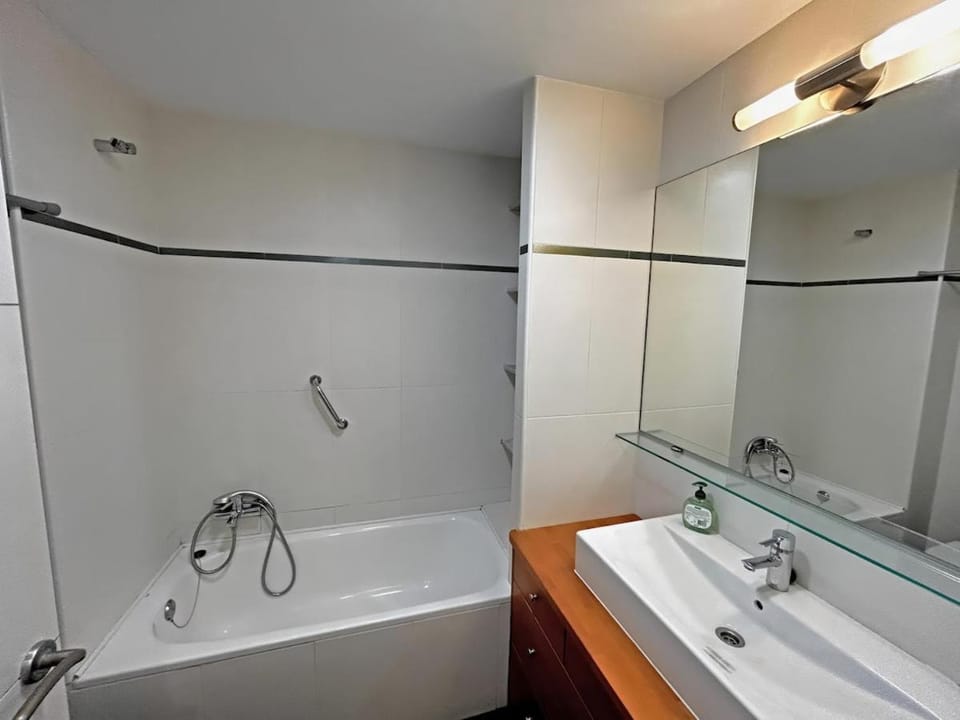 Shower, Bathroom, Bath