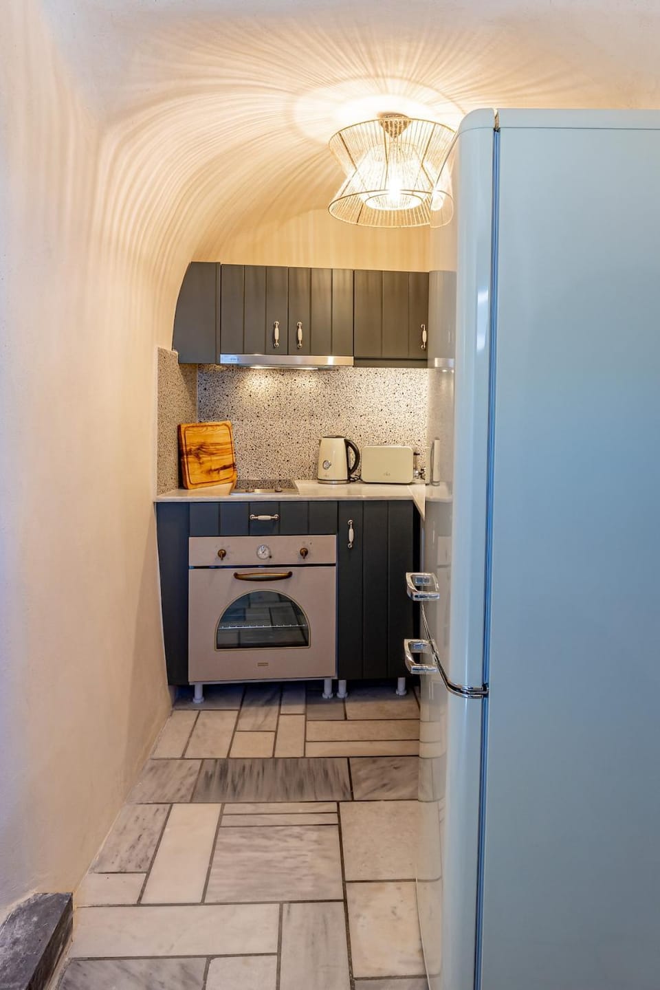 Kitchen or kitchenette, oven, stove