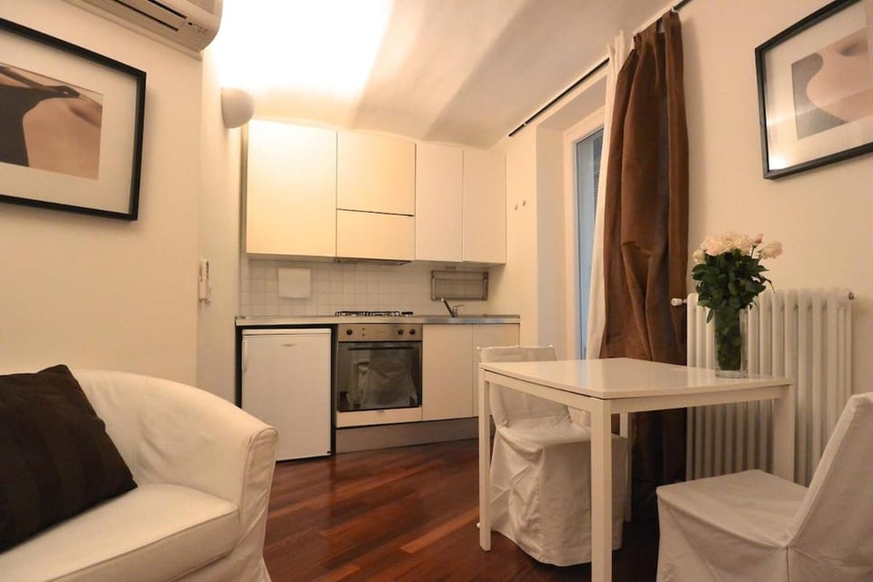 Splendido Bilocale Apartment in Savona
