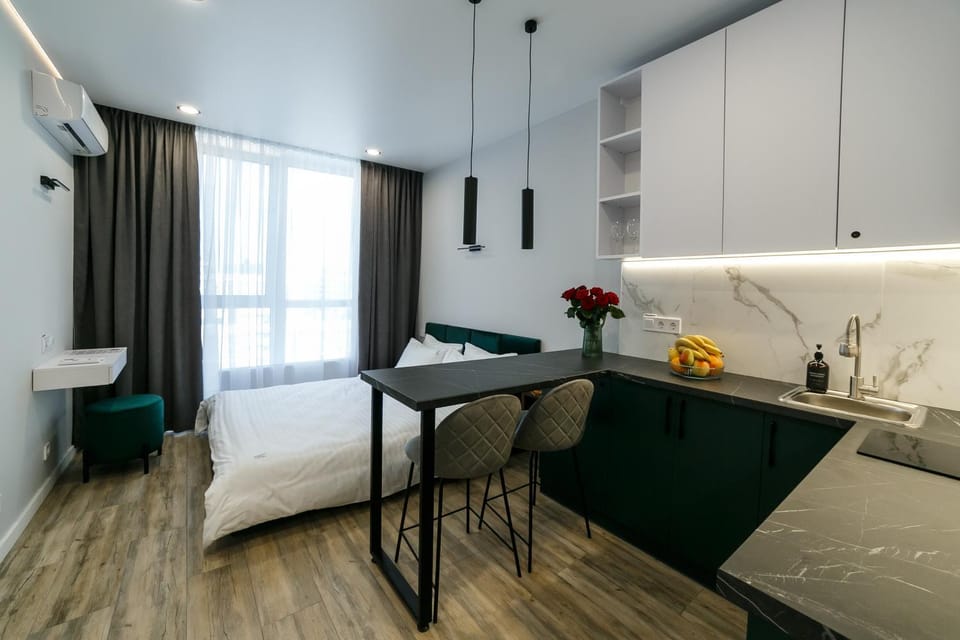 Bed, Kitchen or kitchenette, Photo of the whole room, Seating area