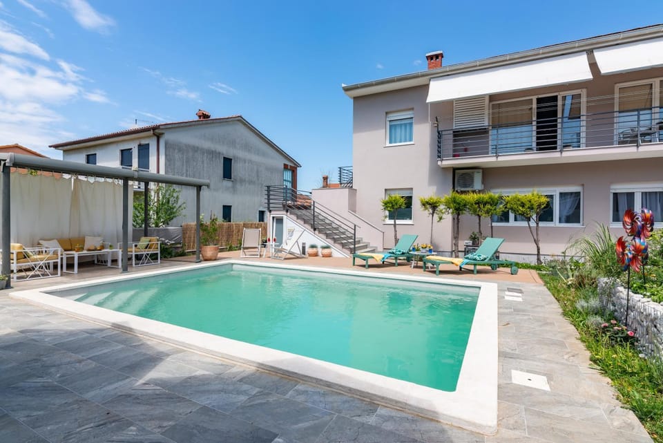 Superior Apartment with private Pool Apartment in Pula