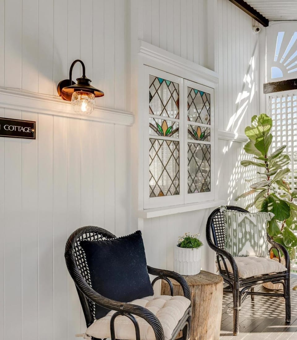 Character CBD Cottage House in Toowoomba