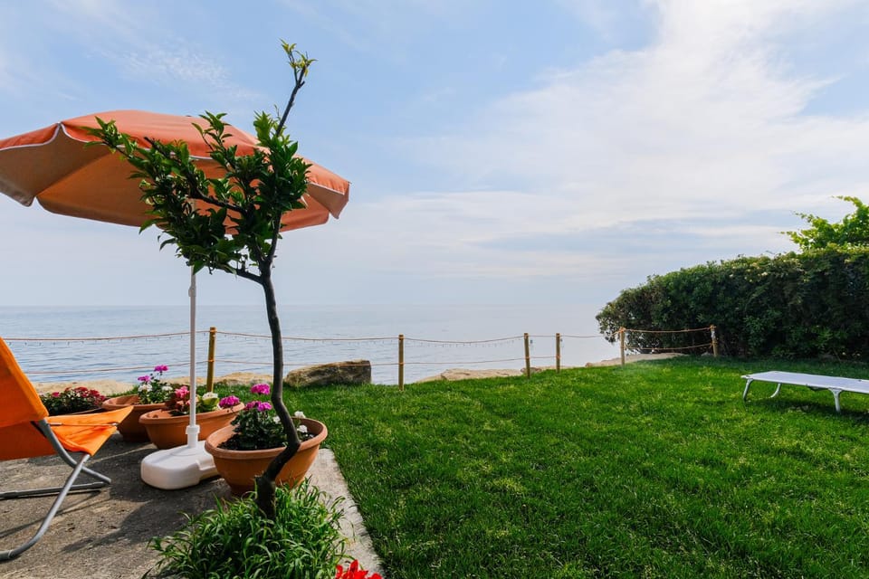 Akrogiali BeachFront House House in Halkidiki
