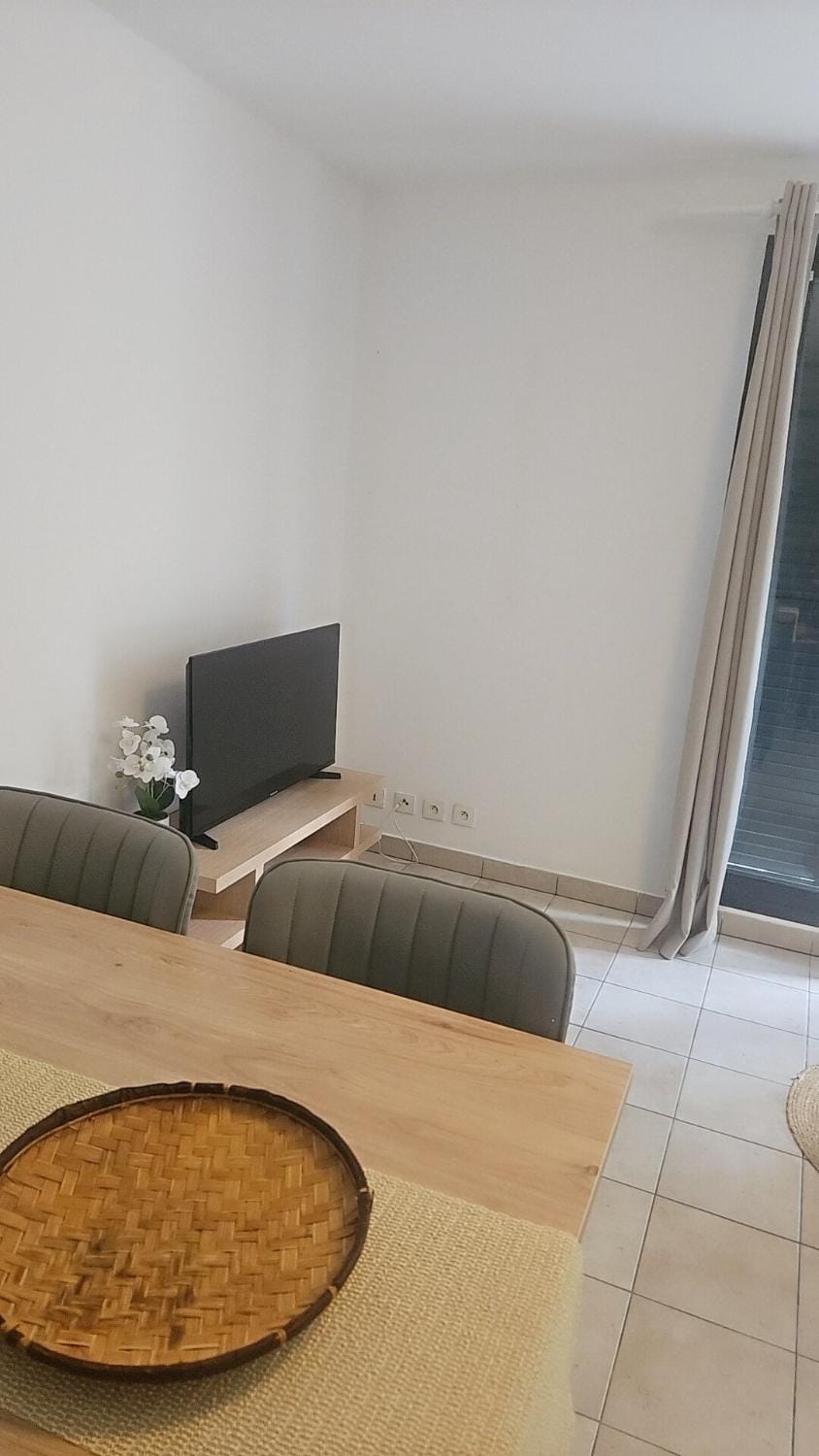 LE BERYL - Proche CHU et Saint-Denis centre Apartment in Saint-Denis