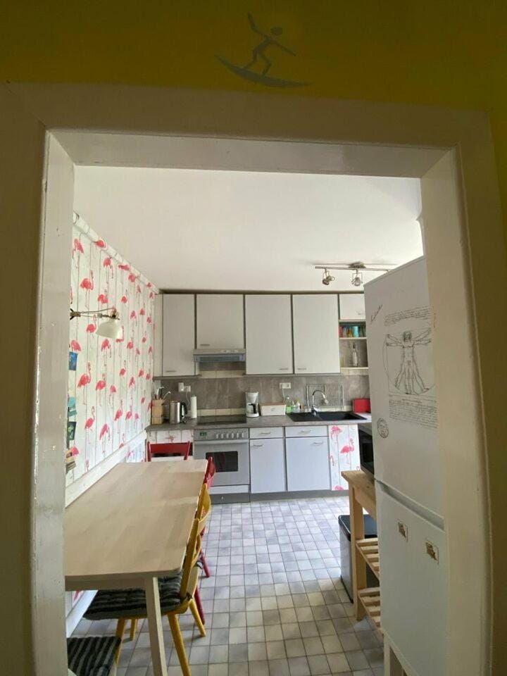 Kitchen or kitchenette, Living room