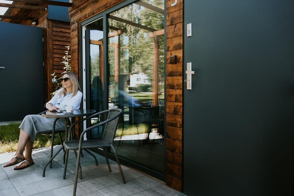 People, Balcony/Terrace
