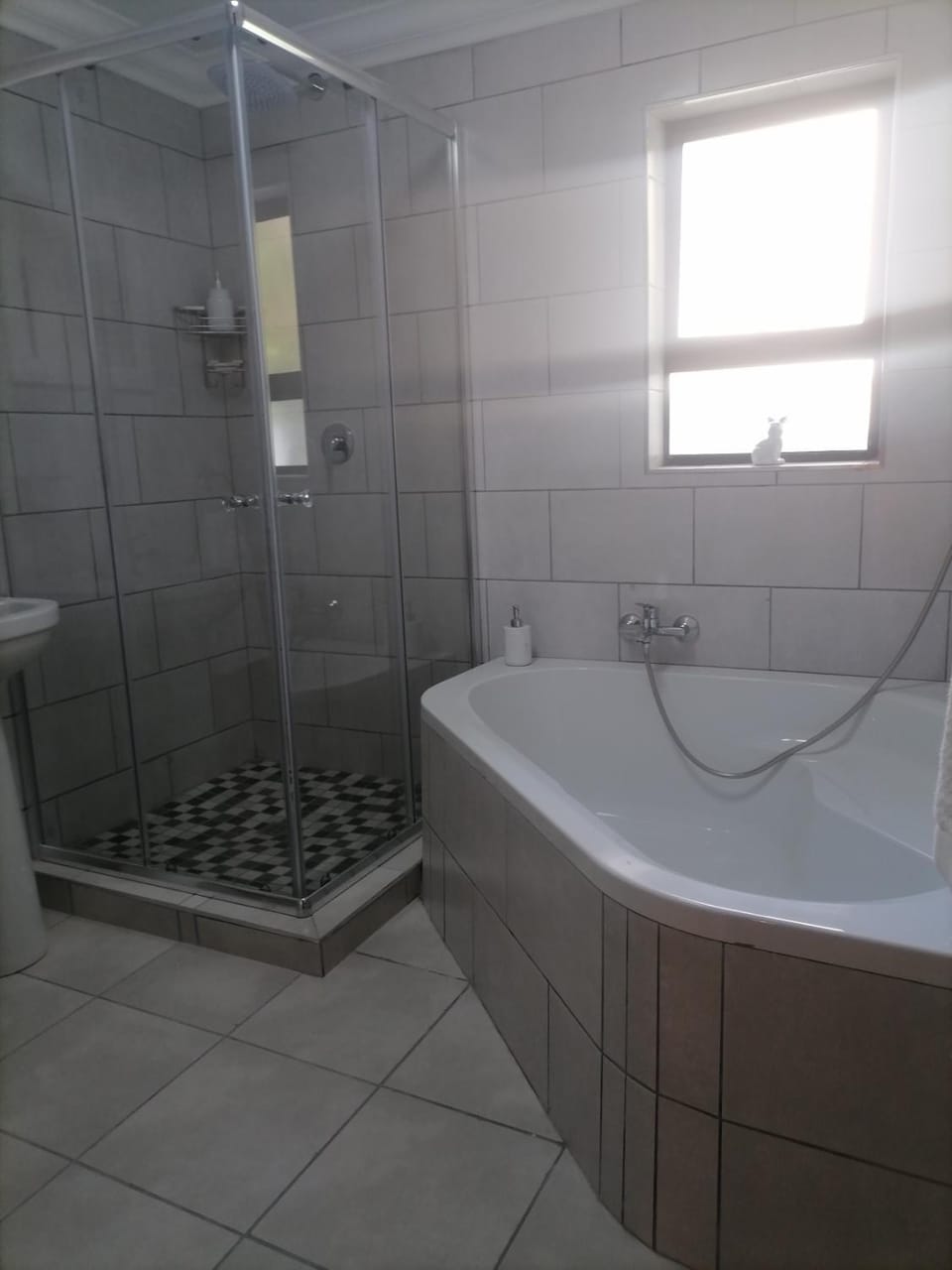 Bathroom, Bath