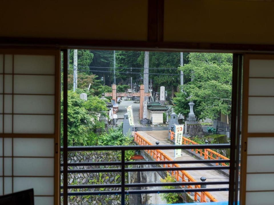 洞川温泉湯宿丸文 Ryokan in Japan