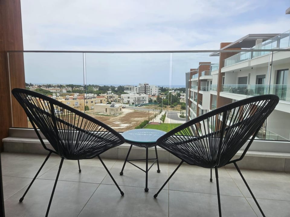 View (from property/room), Balcony/Terrace, Seating area