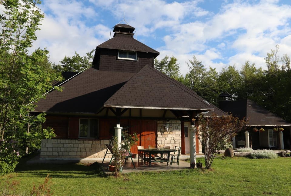 Property building, Garden, Garden view