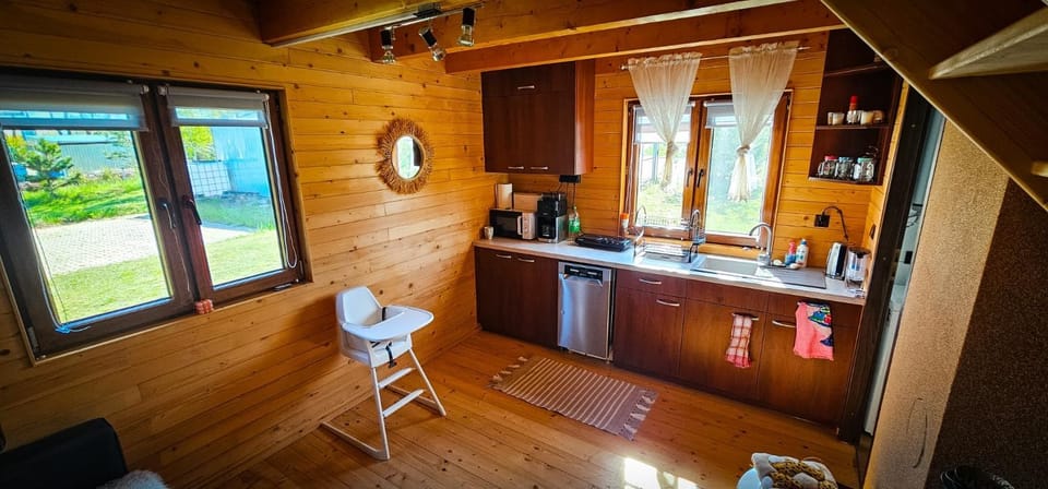 Kitchen or kitchenette, pet friendly
