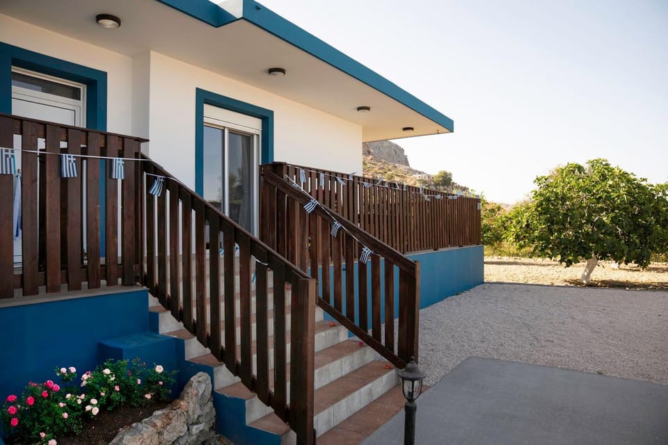 Property building, Balcony/Terrace
