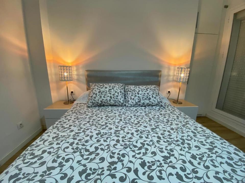 Bed, Photo of the whole room