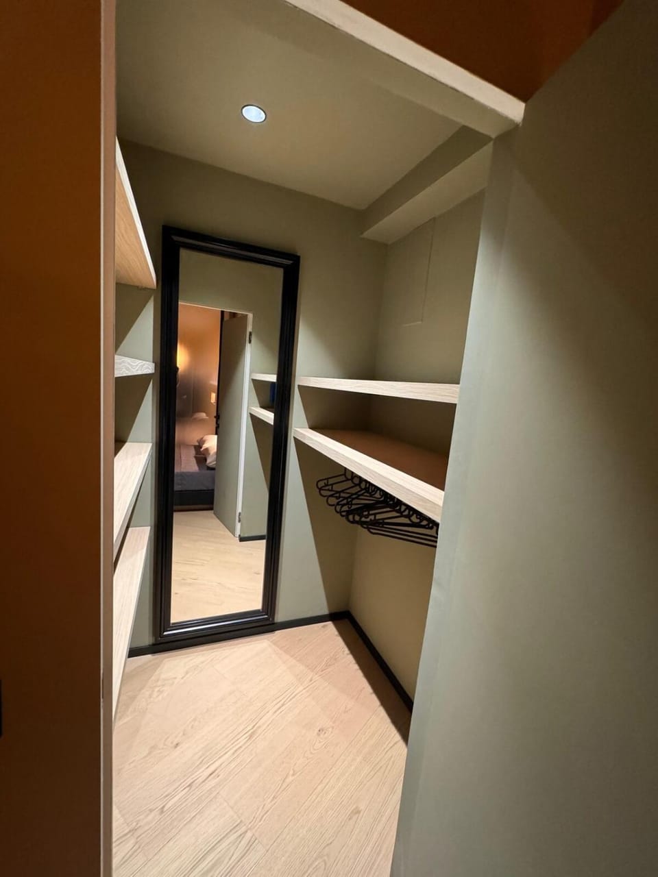 Bedroom, wardrobe