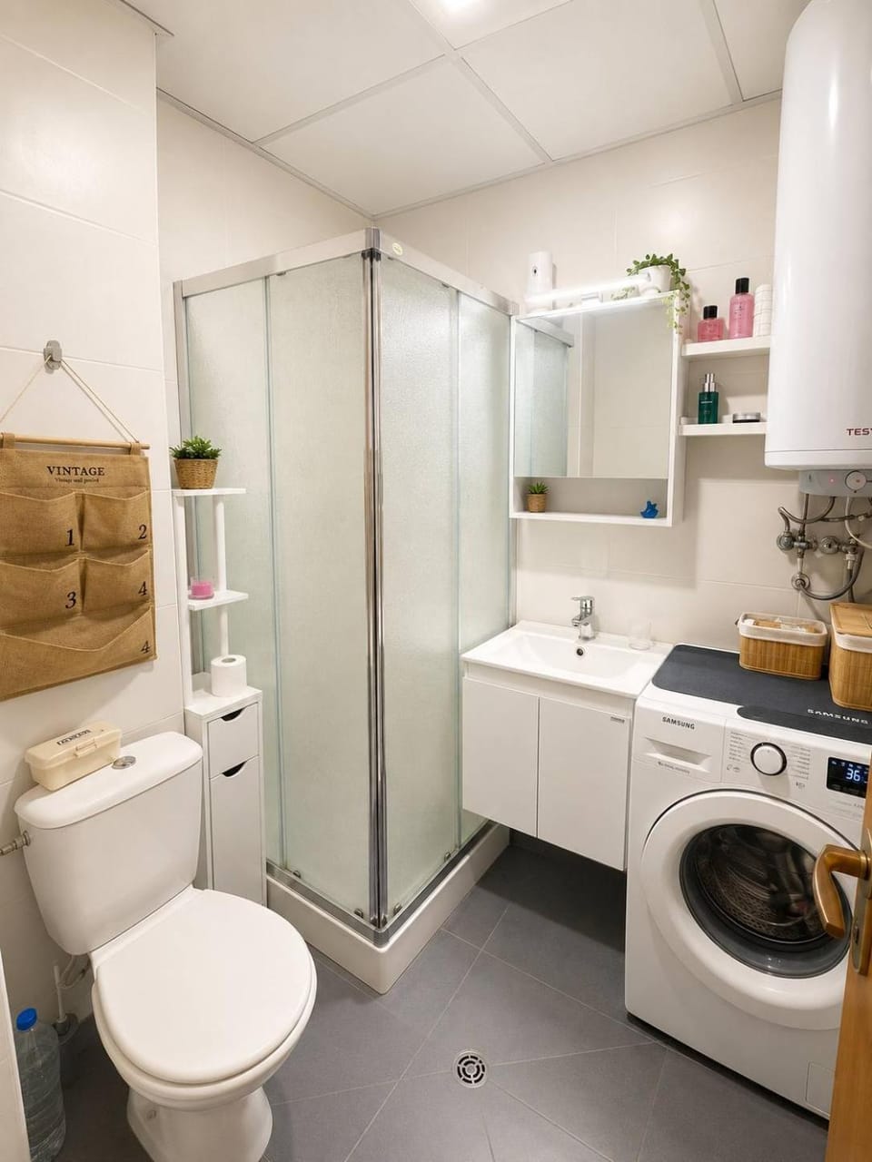 Shower, Toilet, washing machine