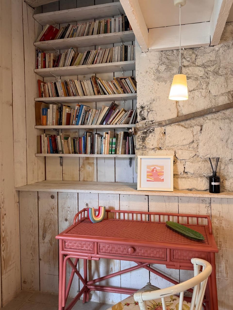 Library, Seating area