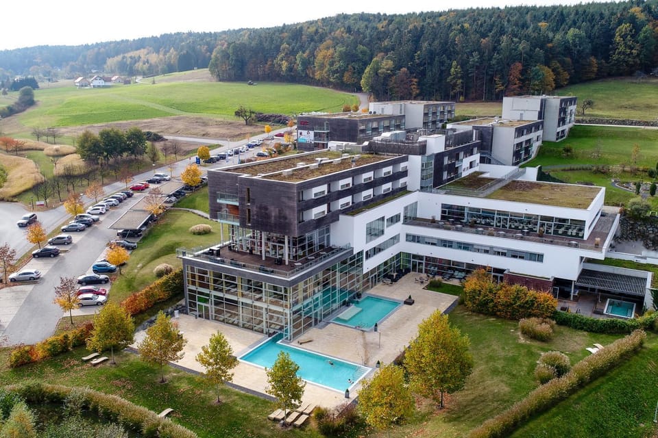 Property building, Natural landscape, Bird's eye view, Parking
