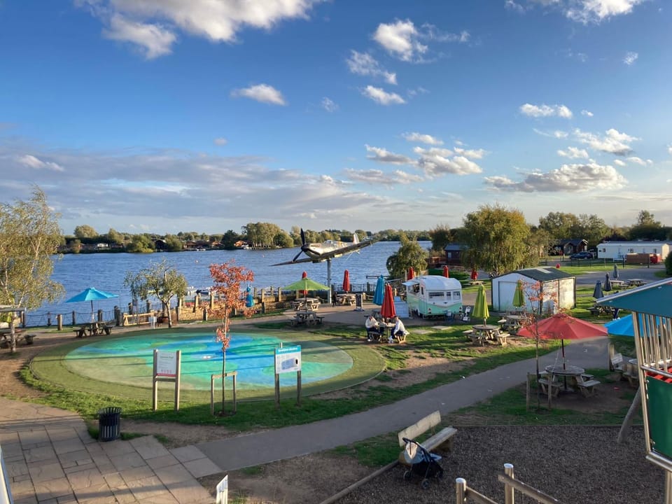 Lancaster Oakley at Tattershall Campground/ 
RV Resort in Tattershall