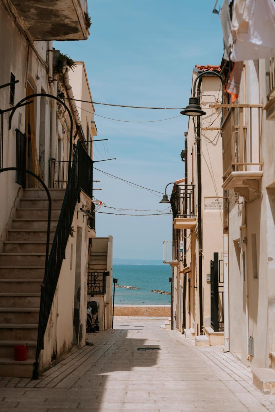 Neighbourhood, Natural landscape, Street view