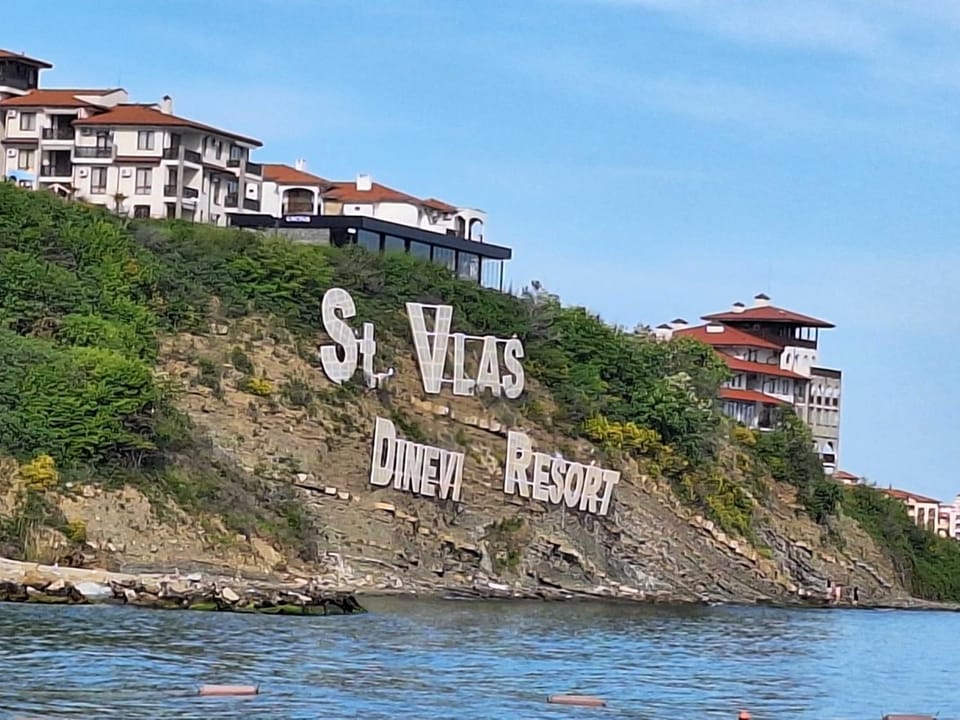Text overlay, Sea view