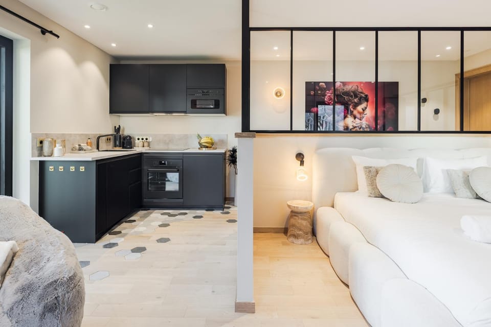 Suite Cocoon By M Apartment in Wallonia, Belgium